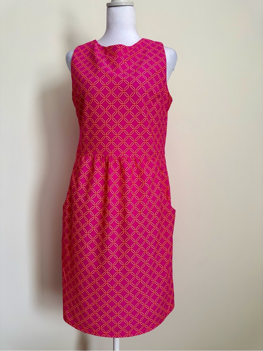 Jude Connally Hot Pink Geometric Sheath Dress size medium